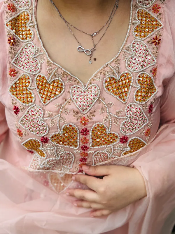 Pink_Pure_Georgette_Suit_Set_For_Women