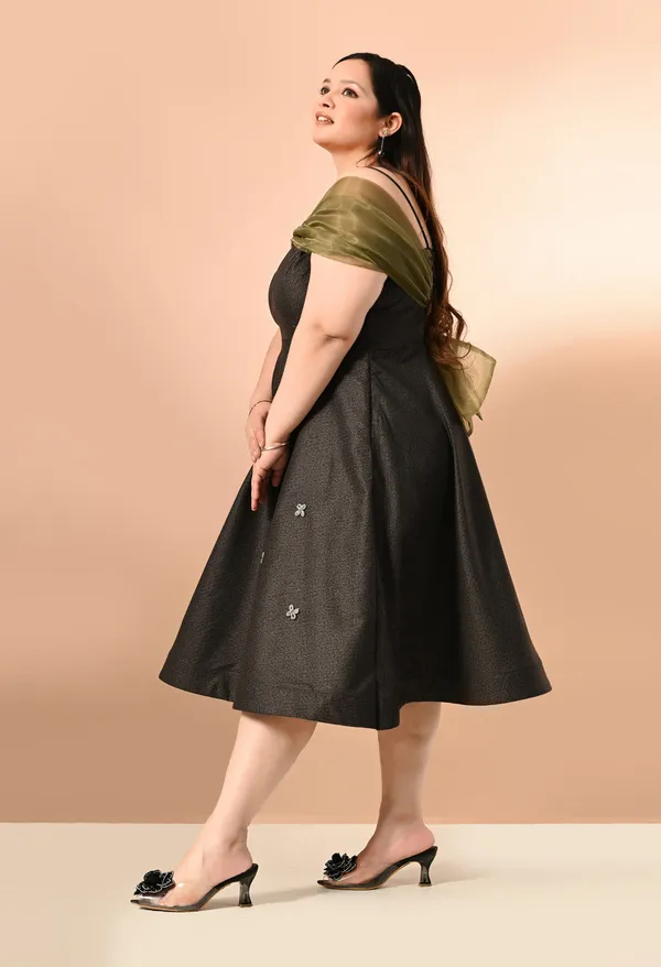 Midnight_Grace_Dress