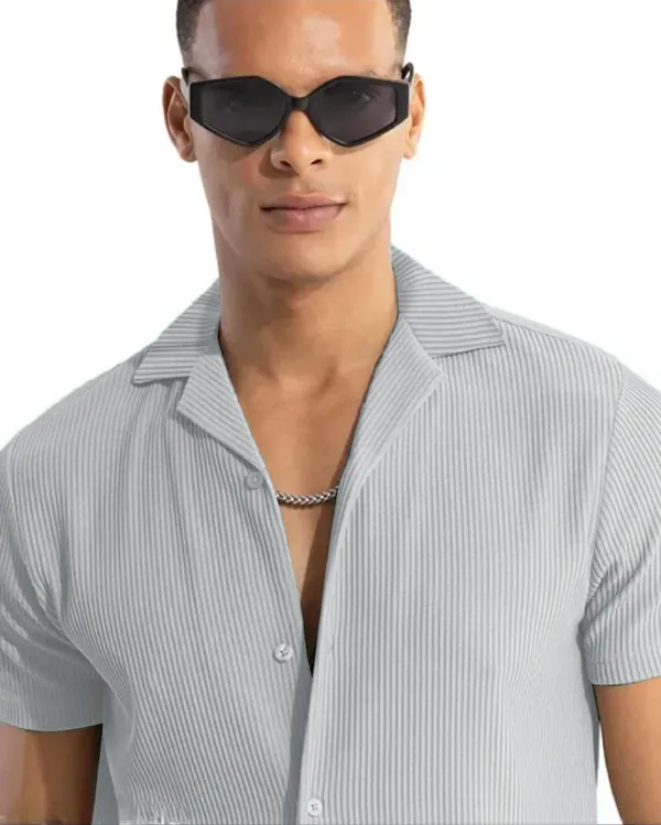 Grey_Cotton_Self-Design_Short_Sleeves_Casual_Shirt_For_Men