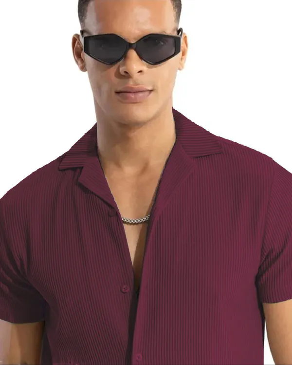 Maroon_Cotton_Self-Design_Short_Sleeves_Casual_Shirt_For_Men