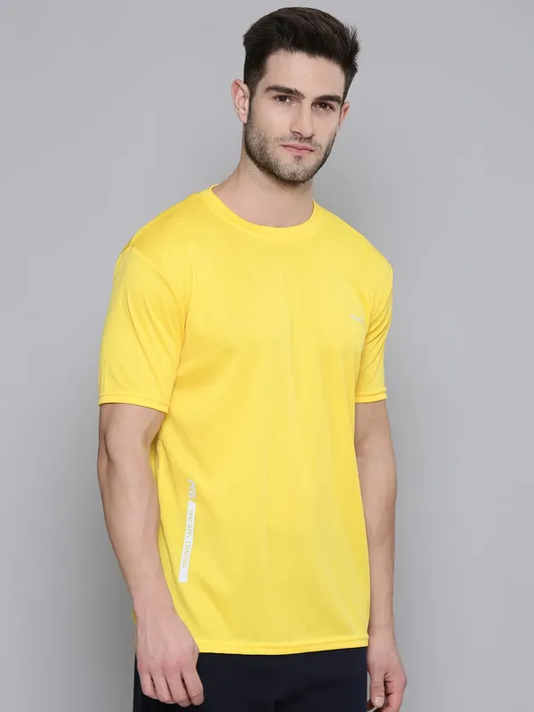 TRENDY_GYM_FIT_REGULAR_WEAR_TEES