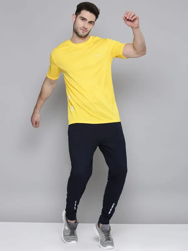 TRENDY_GYM_FIT_REGULAR_WEAR_TEES