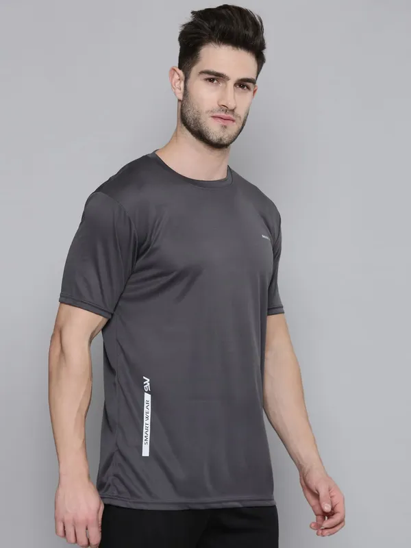 TRENDY_GYM_FIT_TEES_FOR_REGULAR_WEAR