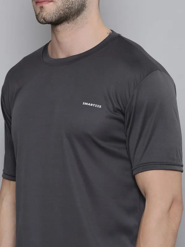 TRENDY_GYM_FIT_TEES_FOR_REGULAR_WEAR