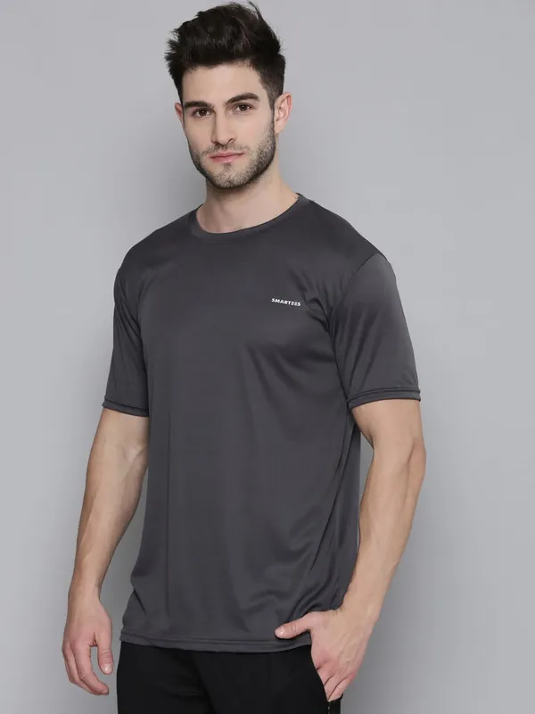TRENDY_GYM_FIT_TEES_FOR_REGULAR_WEAR