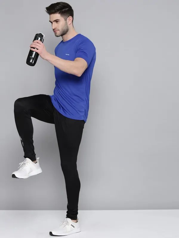 Trendy_round_nect_blue_tees_gym_fit_regular_wear
