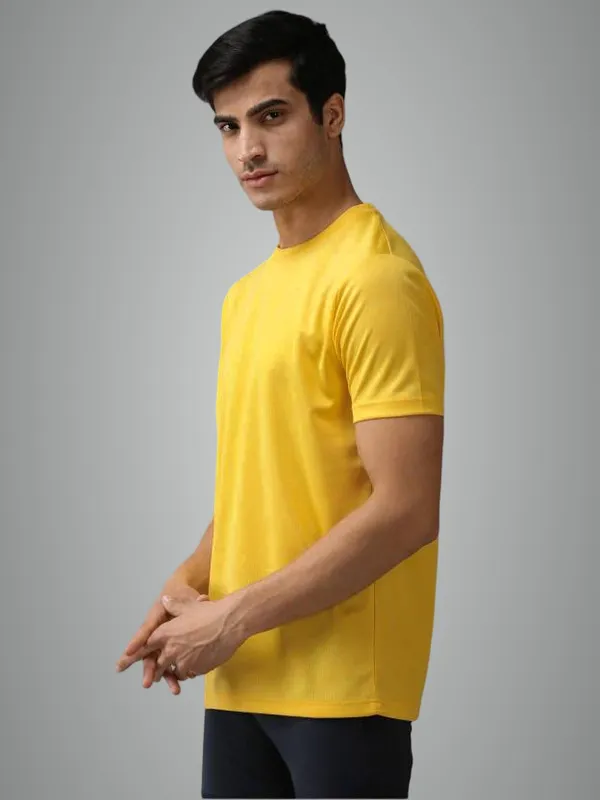 Yellow_Solid_Regular_Fit_Half_Sleeve_Round_Neck_Sports_T-Shirt_Dry_Fit_For_Men