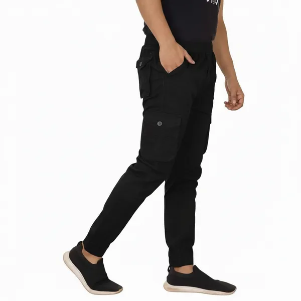 Black_Cotton_Cargo_Bottom_Pant_For_Men