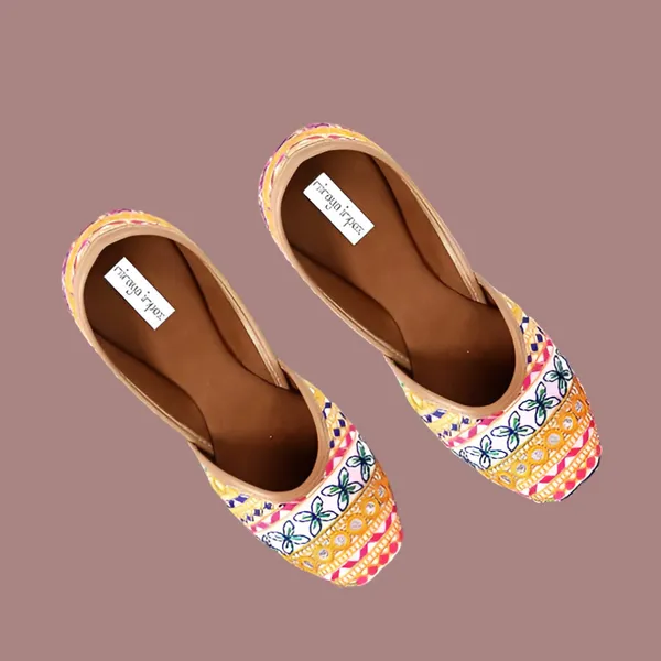 White_Garba_Dance_Faux_Leather_Jutti_For_Women_&_Girls