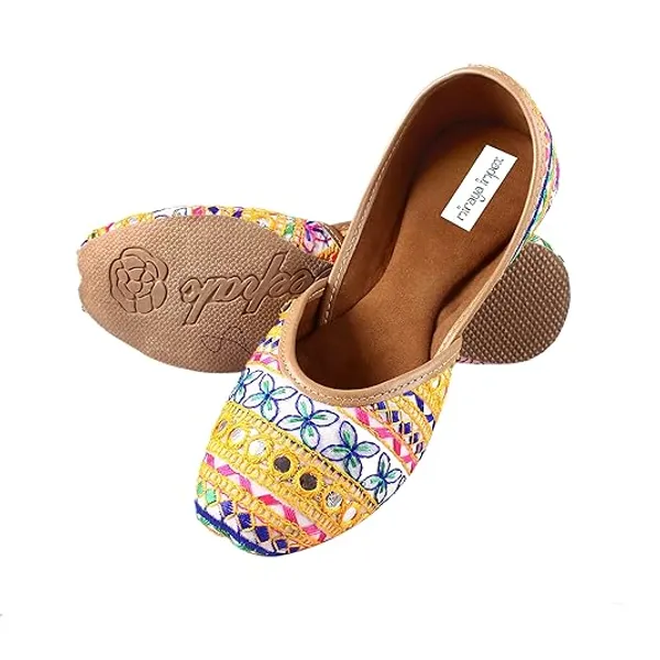 White_Garba_Dance_Faux_Leather_Jutti_For_Women_&_Girls