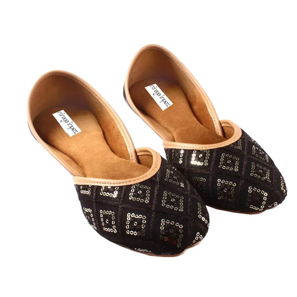Black_Moon_Shine_Faux_Leather_Jutti_For_Women_&_Girls
