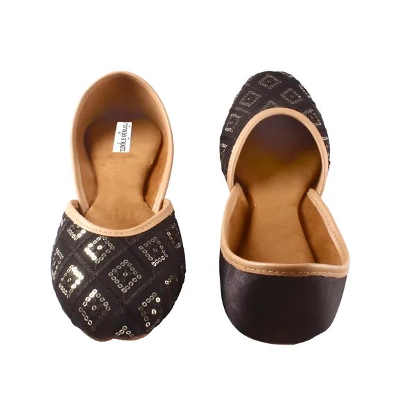 Black_Moon_Shine_Faux_Leather_Jutti_For_Women_&_Girls
