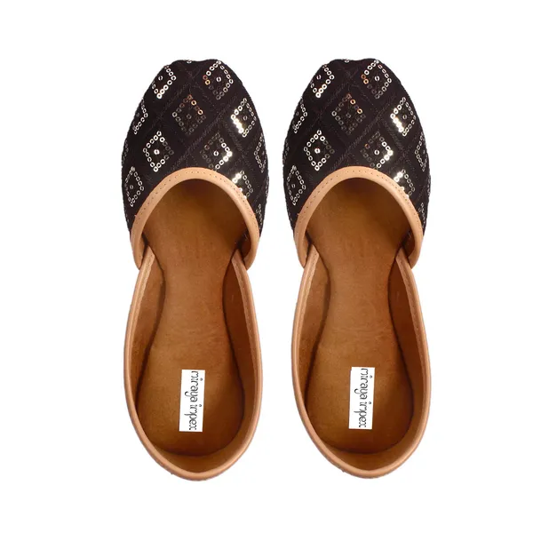 Black_Moon_Shine_Faux_Leather_Jutti_For_Women_&_Girls