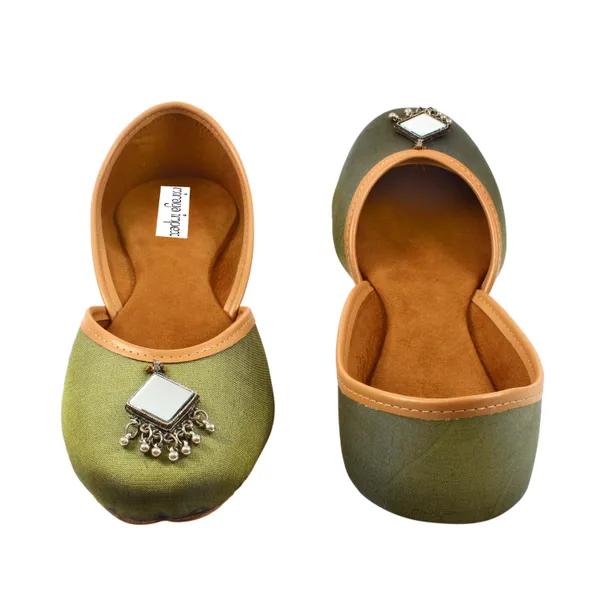 Green_Jhumka_Faux_Leather_Jutti_For_Women_&_Girls