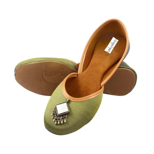 Green_Jhumka_Faux_Leather_Jutti_For_Women_&_Girls