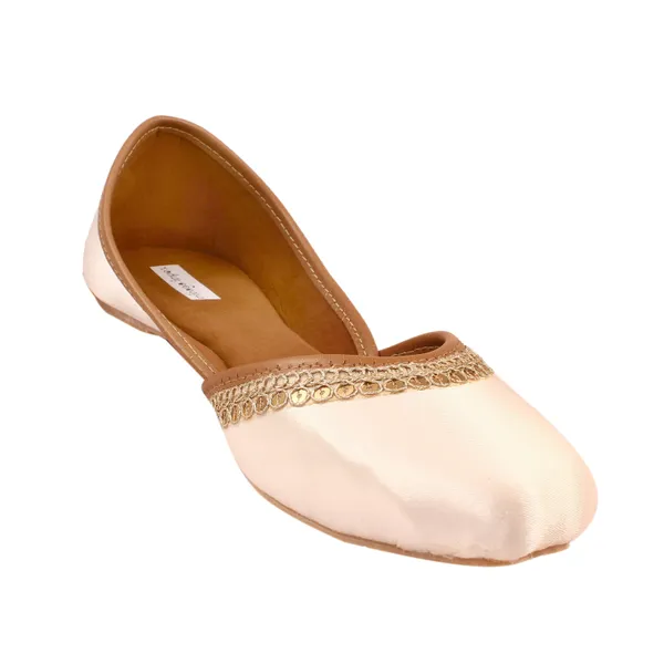 Cream_Pearl_Faux_Leather_Jutti_For_Women_&_Girls