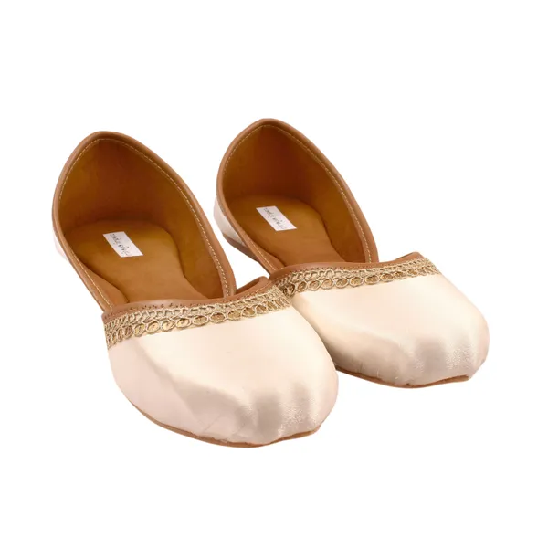 Cream_Pearl_Faux_Leather_Jutti_For_Women_&_Girls