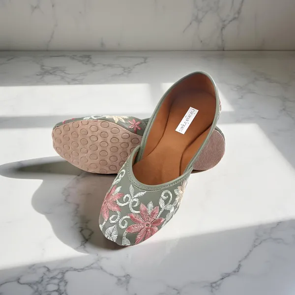 Green_Luxe_Flower_Faux_Leather_Jutti_For_Women_&_Girls