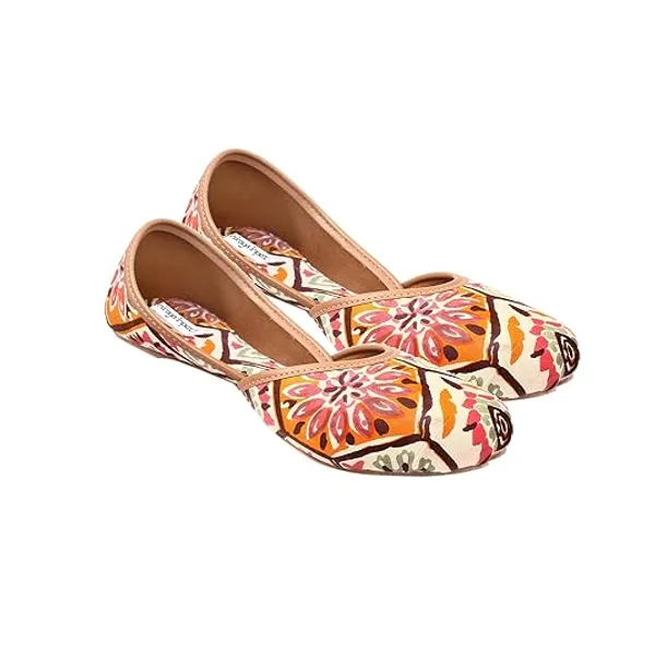 Cream_Sunflower_Luxe_Faux_Leather_Jutti_For_Women_&_Girls