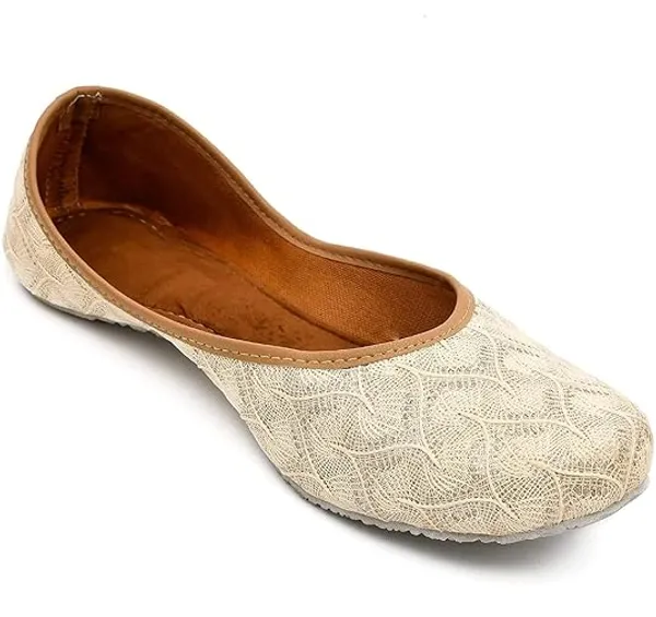 Off_White_Sparkle_Faux_Leather_Jutti_For_Women_&_Girls