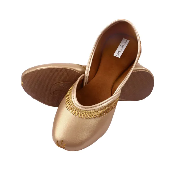Golden_Dust_Faux_Leather_Jutti_For_Women_&_Girls