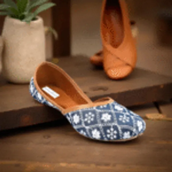 Blue_Berry_Faux_Leather_Jutti_For_Women_&_Girls