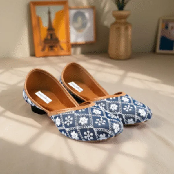 Blue_Berry_Faux_Leather_Jutti_For_Women_&_Girls