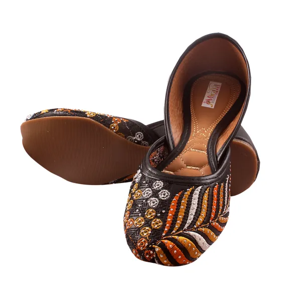 Black_Lotus_Floral_Bridal_Faux_Leather_Jutti_For_Women_&_Girls