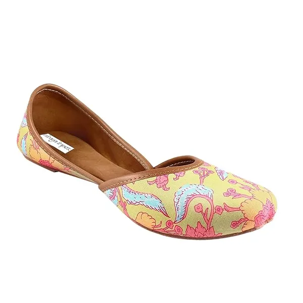 Pista_Floral_Faux_Leather_Jutti_For_Women_&_Girls