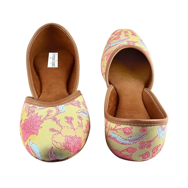 Pista_Floral_Faux_Leather_Jutti_For_Women_&_Girls