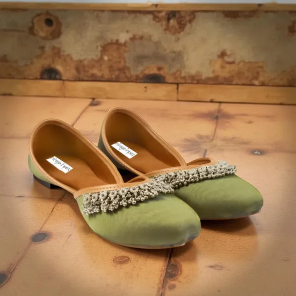 Green_Khanak_Faux_Leather_Jutti_For_Women_&_Girls