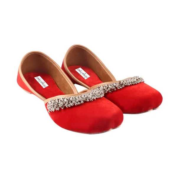 Red_Royal_Khawab_Faux_Leather_Jutti_For_Women_&_Girls
