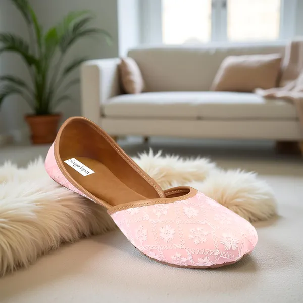 Pink_Peachy_Luxe_Faux_Leather_Jutti_For_Women_&_Girls