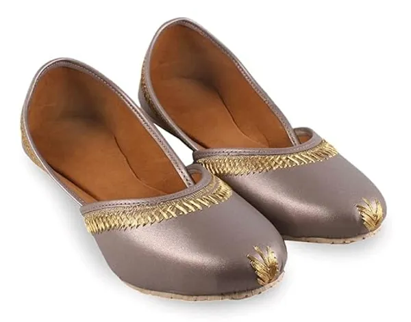 Silver_Sterling_Faux_Leather_Jutti_For_Women_&_Girls