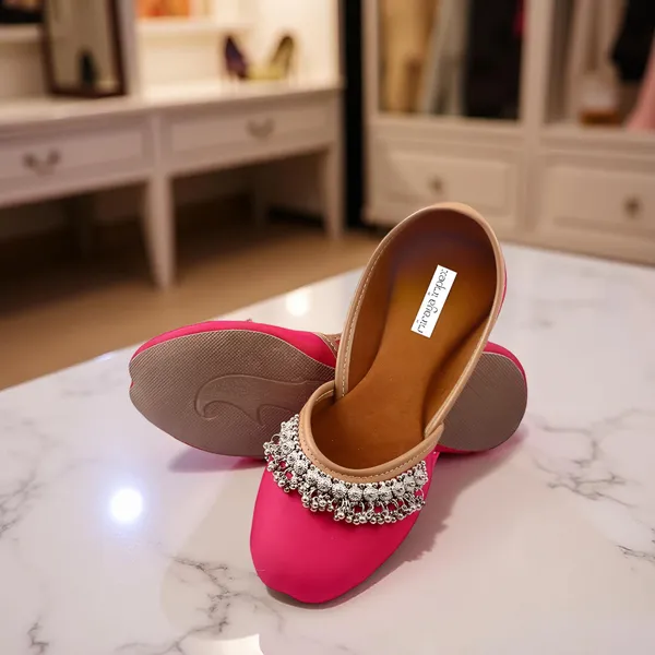 Pink_Florene_Faux_Leather_Jutti_For_Women_&_Girls