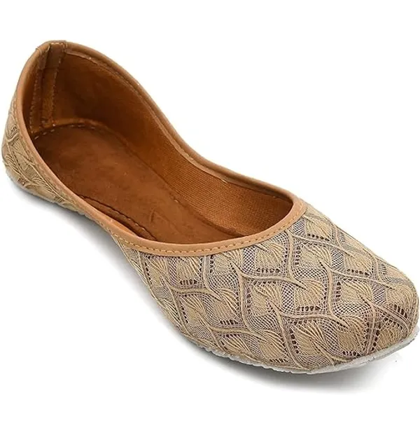 Dust_White_Sparkle_Faux_Leather_Jutti_For_Women_&_Girls