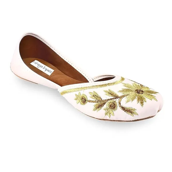 White_Floral_Faux_Leather_Jutti_For_Women_&_Girls
