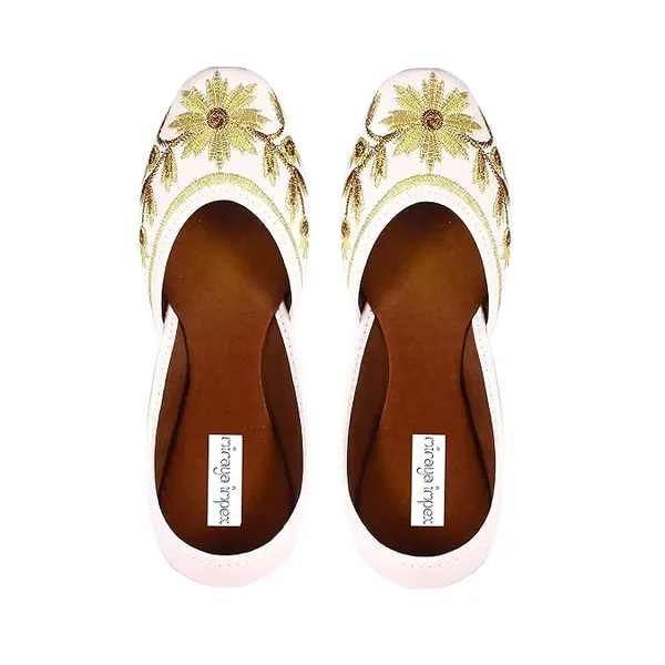 White_Floral_Faux_Leather_Jutti_For_Women_&_Girls