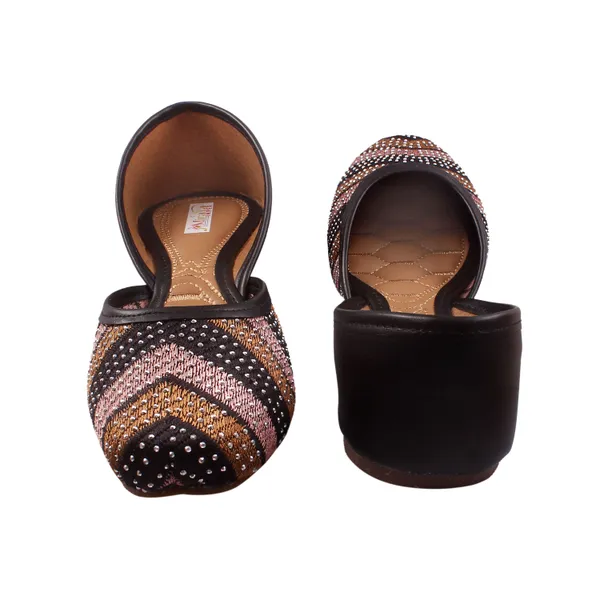 Black_Bridal_Faux_Leather_Jutti_For_Women_&_Girls