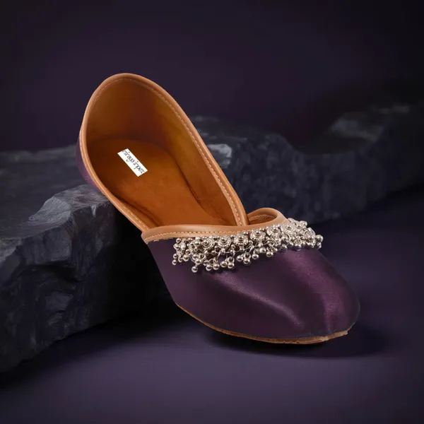 Wine_Jalsa_Faux_Leather_Jutti_For_Women_&_Girls