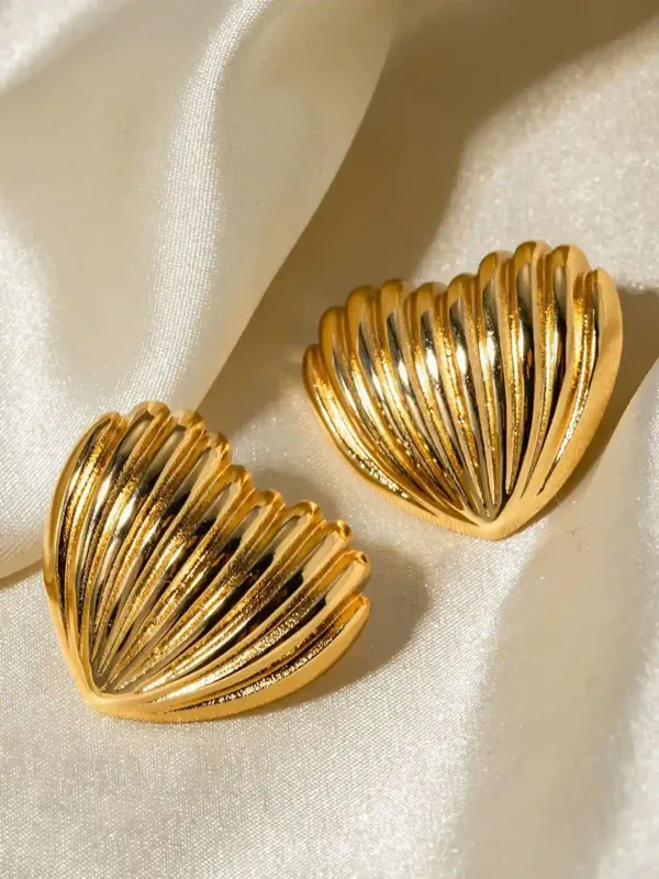 Gold-Plated_Stainless_Steel_Contemporary_Studs_For_Women