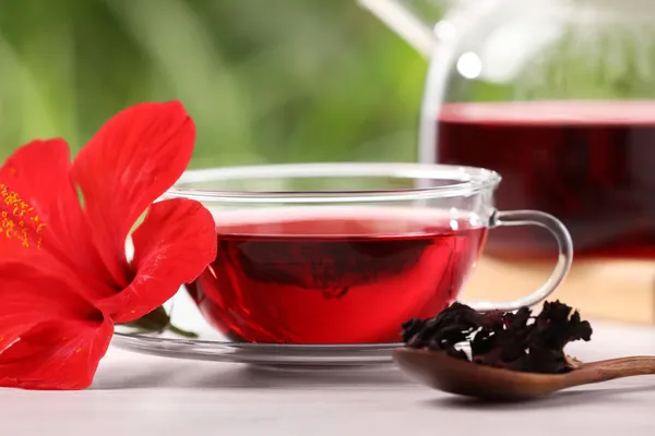 Hibiscus_Cinnamon_Clove_Tea
