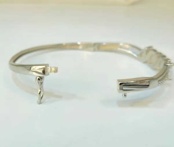Eclectic_Marquise_&_Mother-Of-Pearl_Bracelet