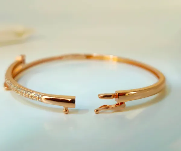 Glamorous_Industrial_Nail_Bracelet