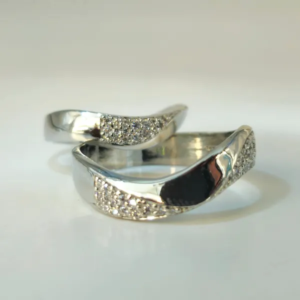 Flowing_Wave_Silver_Couple'S_Rings