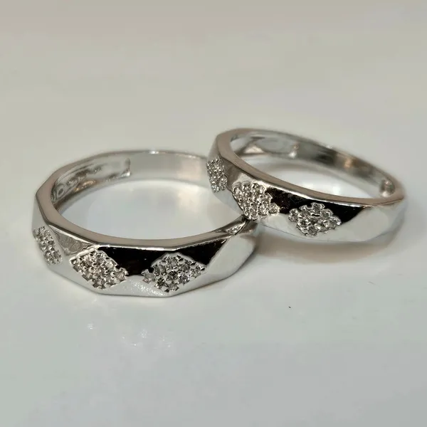 Modern_Geometric_Facet_Silver_Couple'S_Rings