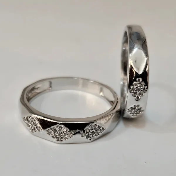 Modern_Geometric_Facet_Silver_Couple'S_Rings