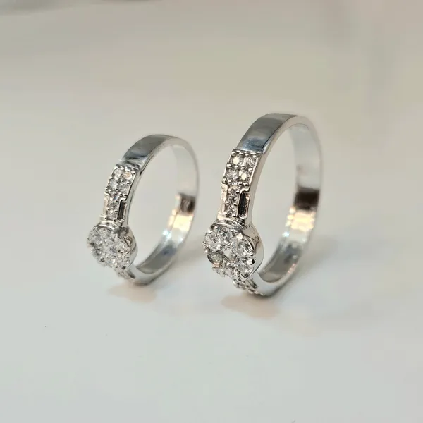 Classic_Silver_Cluster_Couple'S_Rings