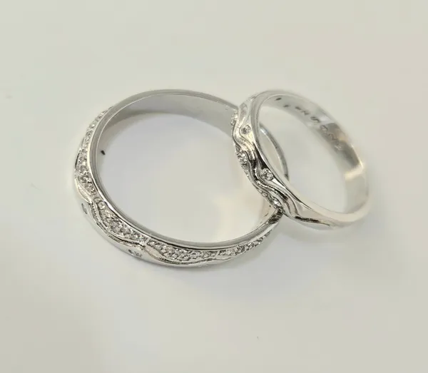 Vintage-Inspired_Vine_&_Scroll_Couple'S_Rings
