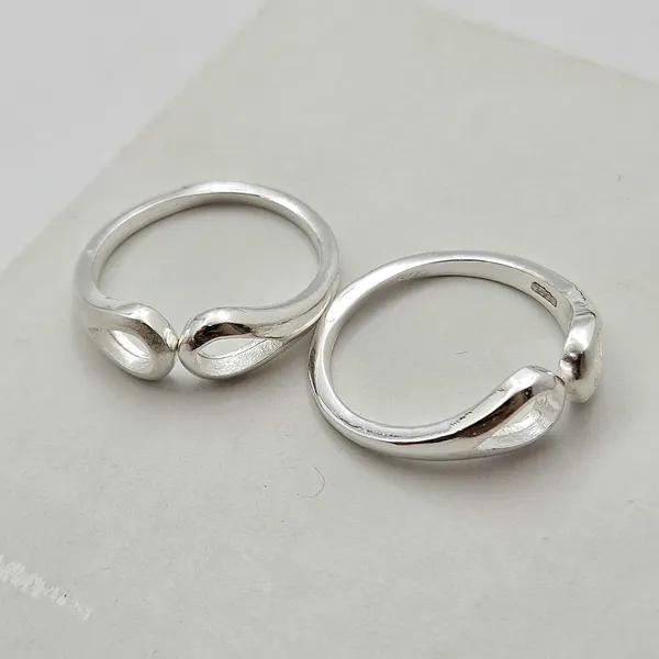 Sterling_Silver_Open-Teardrop_Toe_Ring